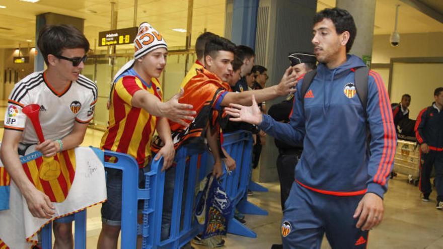 Recibimiento de la afición en Manises tras ganar al Barça