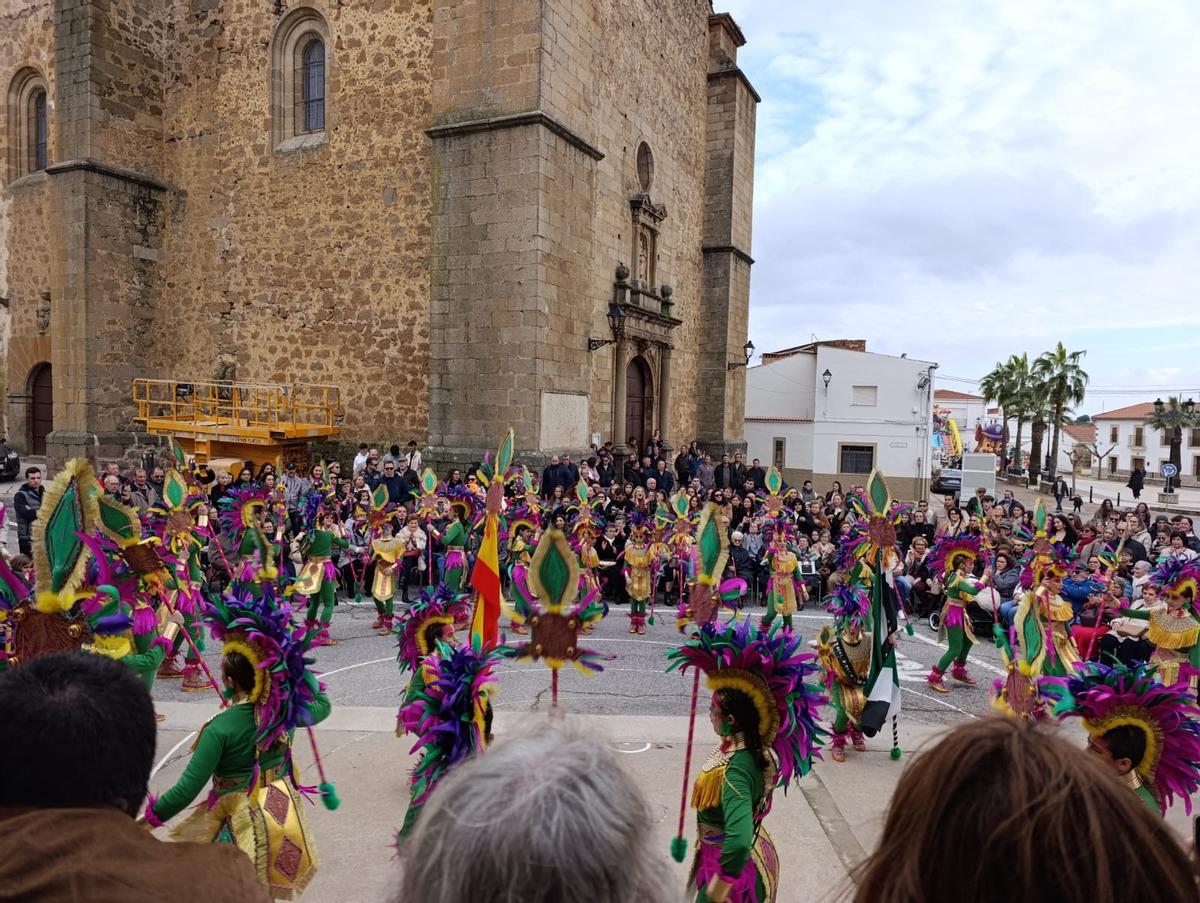Madrigale y Escurial, en la provincia de Cáceres, celebran su Jueves de Comadres