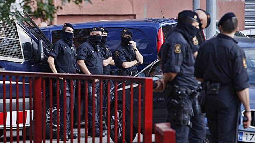 Els Mossos d&#039;Esquadra investiguen a Catalunya la major part de robatoris.