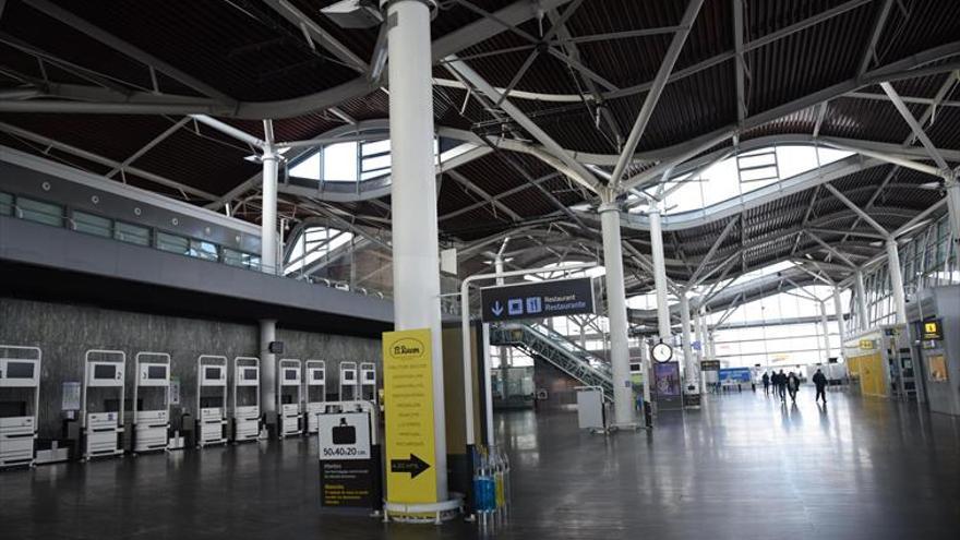 El aeropuerto de Zaragoza tantea el mercado para tener vuelos a Roma