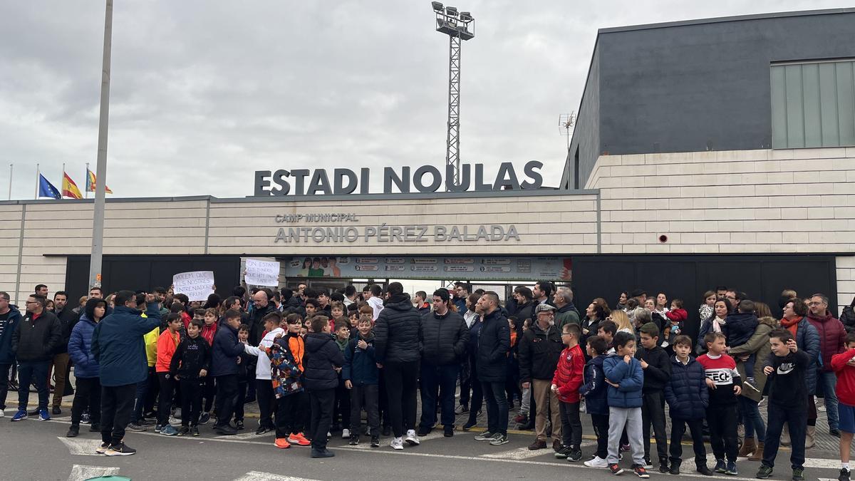 Vídeo: Las protestas del fútbol base de Nules