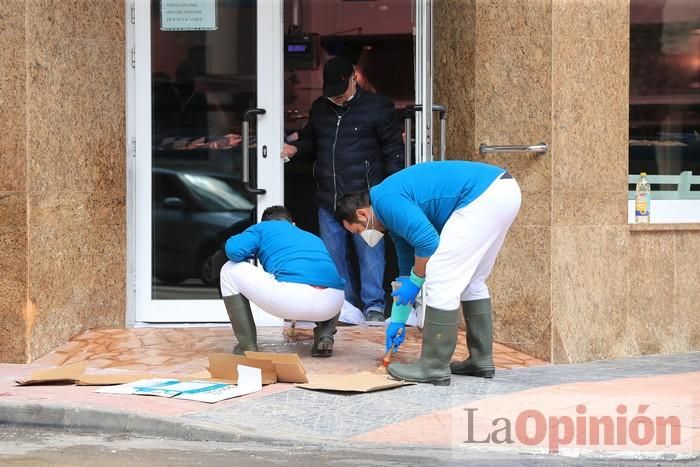 Limpian Los Alcázares tras las fuertes lluvias de los últimos días