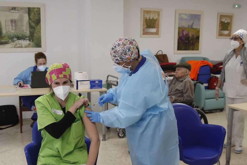 2ª Dosis de la vacuna en la residencias cordobesas