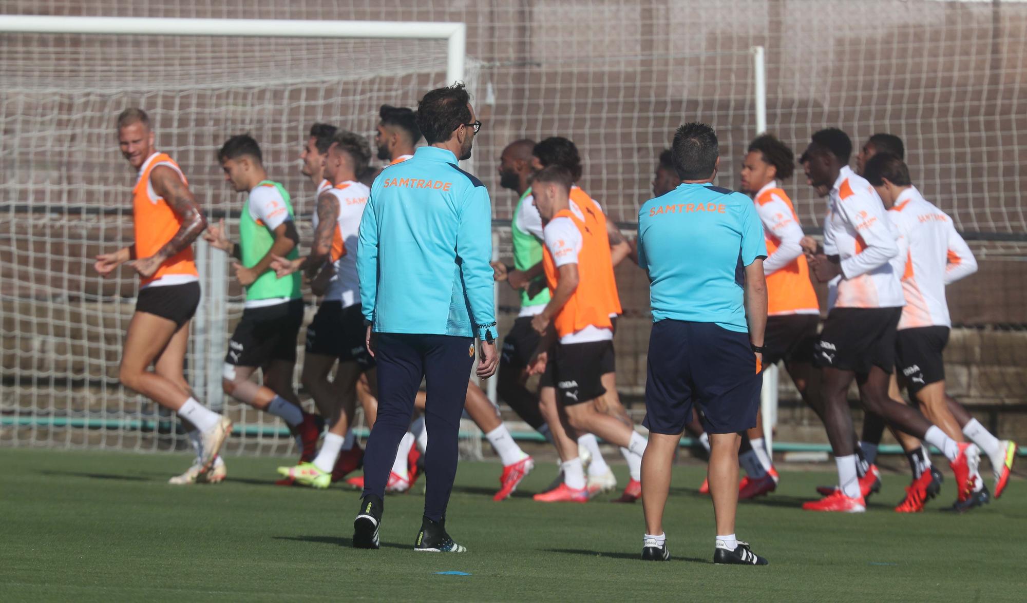 Entrenamiento del Valencia previo al partido frente al Sevilla