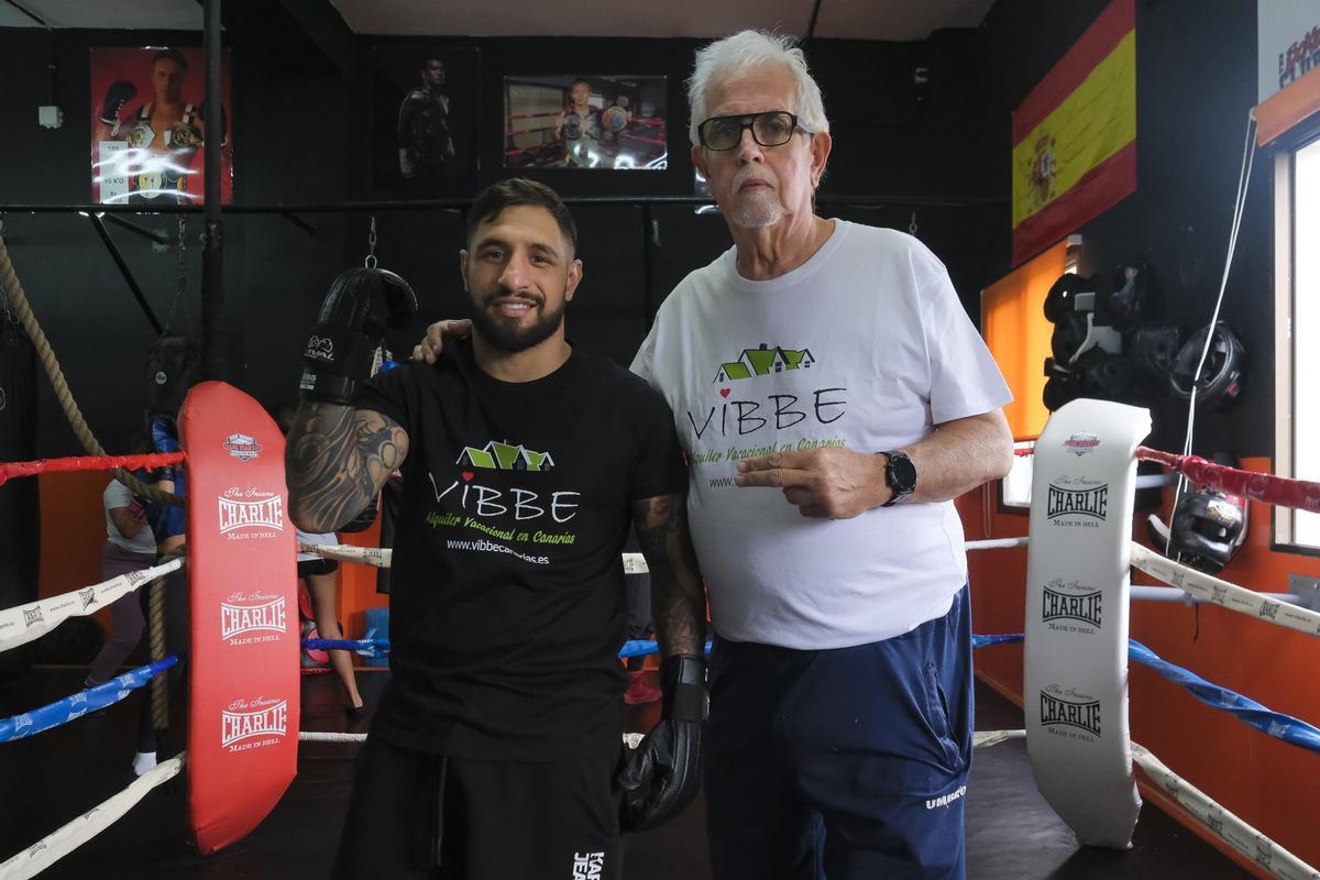 Entrenamiento de Samuel Carmona con Feluco en Gáldar, en el gimnasio de Dani Martín