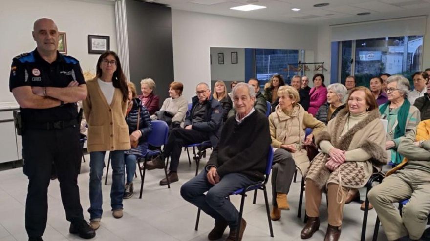 Charla sobre seguridad vial en Somió