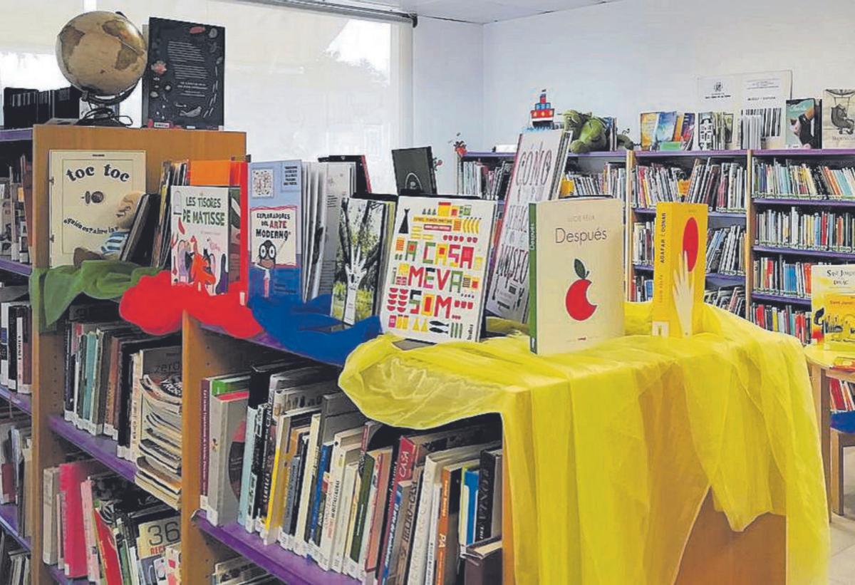 La biblioteca Vicent Serra Orvay. | | D.I.