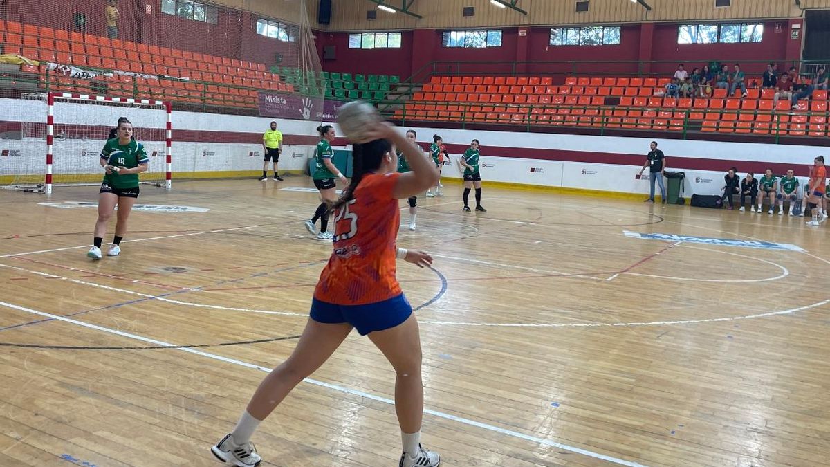 El Grupo USA Handbol Mislata sumó una victoria en su último partido en La Canaleta de la temporada.