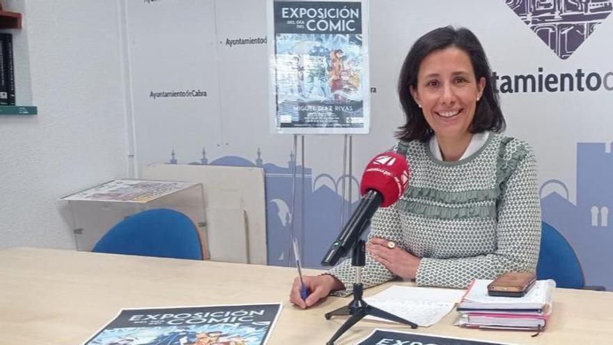 La concejala María de la Sierra Sabariego presenta la cuarta edición del concurso de cómic de Cabra