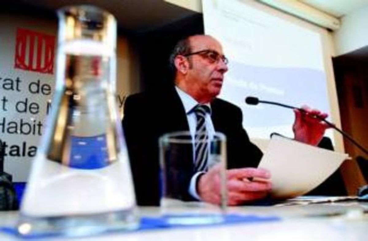 El conseller Francesc Baltasar, dijous, explica el projecte de transvasament del Segre, a Barcelona. El conseller Francesc Baltasar, dijous, explica el projecte de transvasament del Segre, a Barcelona.