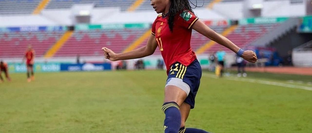 Una acción de Salma Paralluelo en el Mundia sub-20 de Costa Rica.