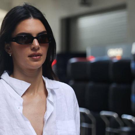 Kendall Jenner se lo juega todo a los cuadros 'vichy': crea tendencia para ver la Fórmula 1 en Miami