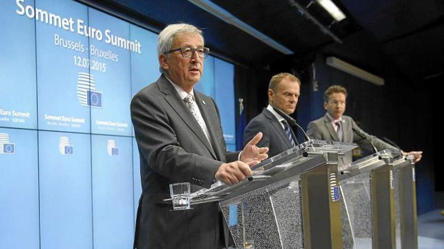 Els presidents de la CE, Juncker, del Consell Europeu, Tusk, i de l&#039;Eurogrup, Dijsselbloem, expliquen l&#039;acord