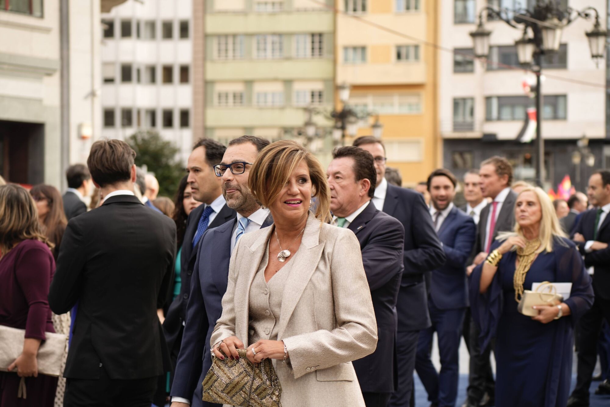 Así fue la llegada de los invitados a los premios "Princesa de Asturias" y su paso por la alfombra azul