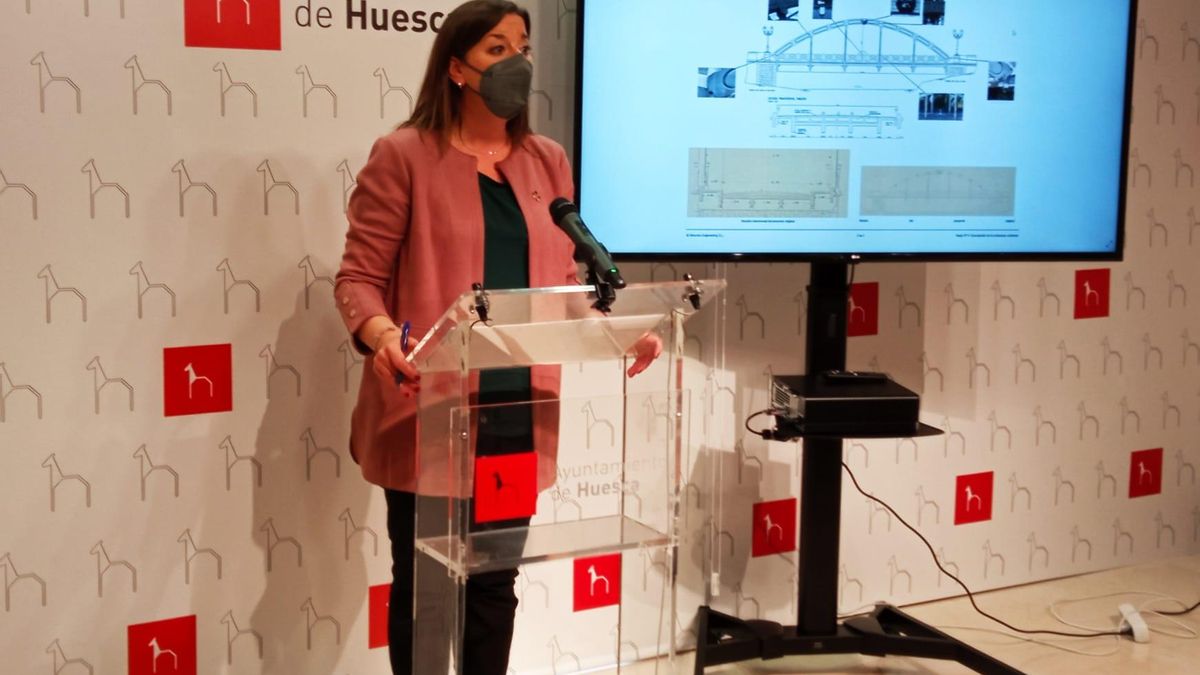 La concejala de Urbanismo, María Rodrigo, durante la rueda de prensa.