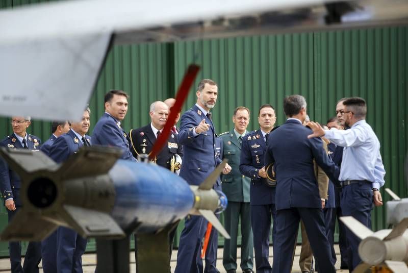 Fotogalería de la visita de Felipe VI a la Base Aérea de Zaragoza