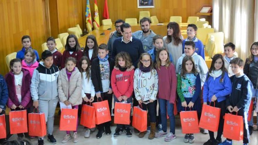 Los niños votaron cada una de las propuestas.