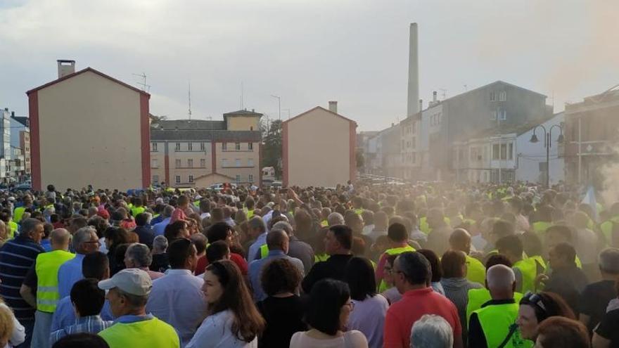 Manifestación en As Pontes, la pasada semana, en defensa del empleo de la central.