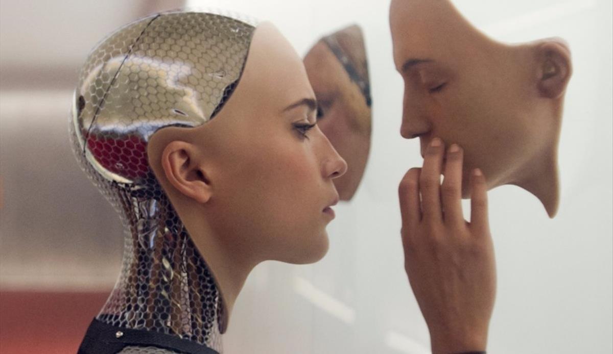 zentauroepp40524381 pelicula   ex machina   alicia vikander180712183248