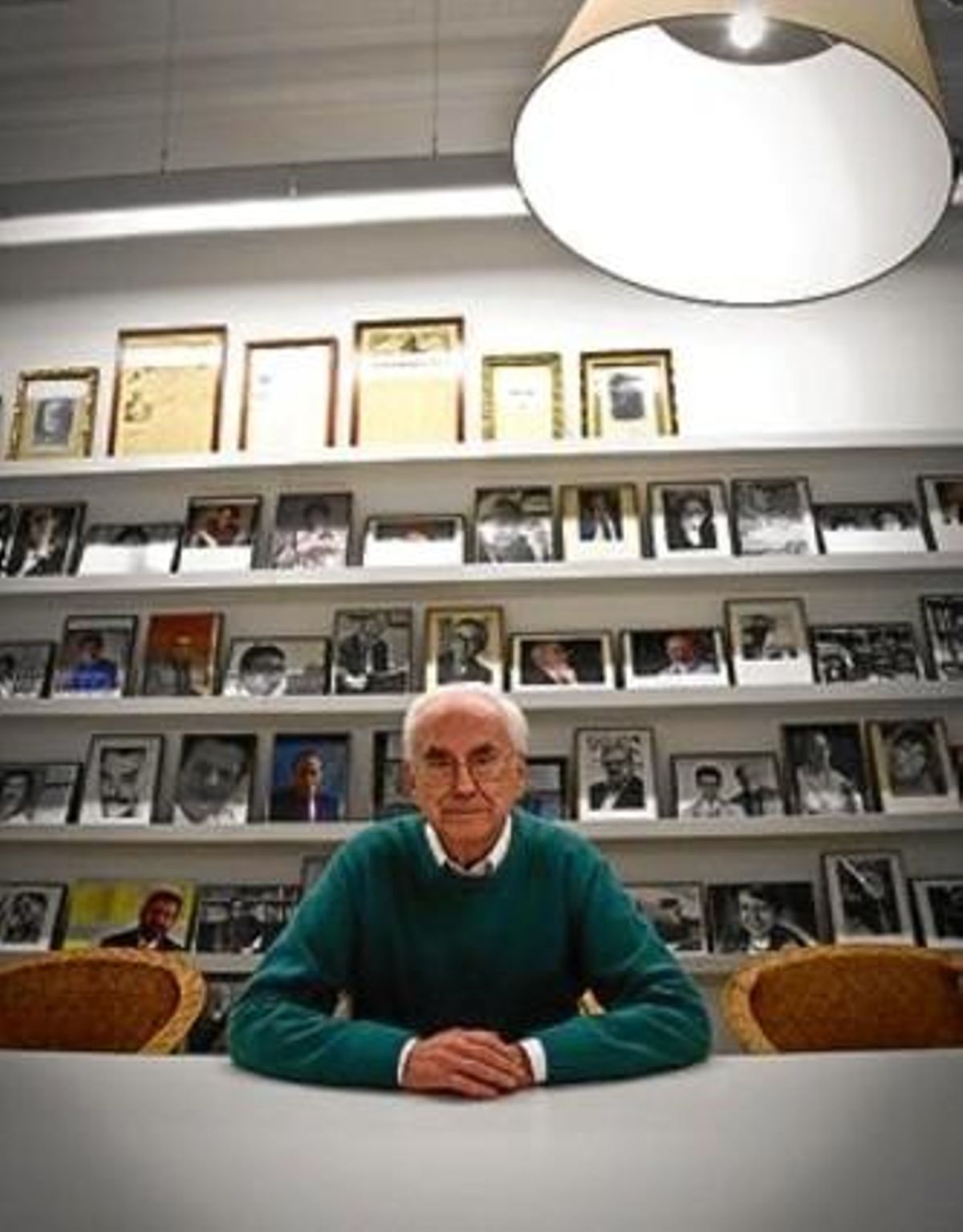 Josep Maria Espinàs. Josep Maria Espinàs.
