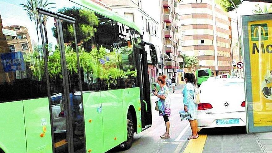 Castelló habilita 17 paradas de bus urbano con plataformas