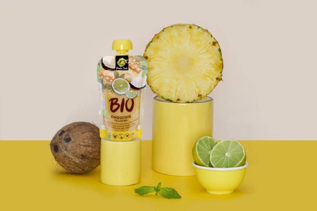 Yellow’bel. Agua de coco + lima + menta + piña + manzana