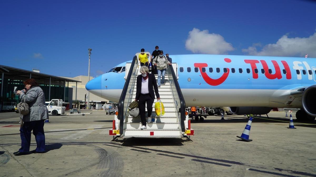 Primer vuelo de TUI en Palma en el proyecto de corredores de turismo seguro del verano de 2020. CAIB