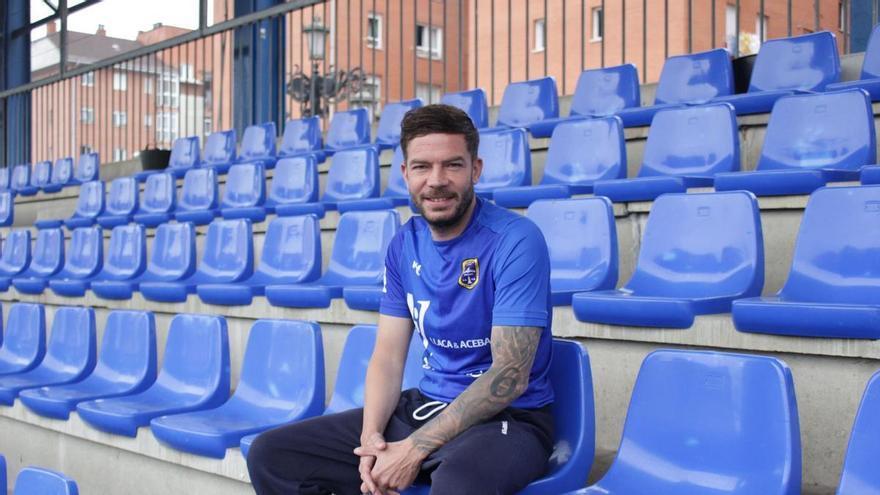 David Alonso, eterno capitán de La Corredoria, se retira: "Es un ascenso muy especial para mí, porque es el último que vivo como jugador"