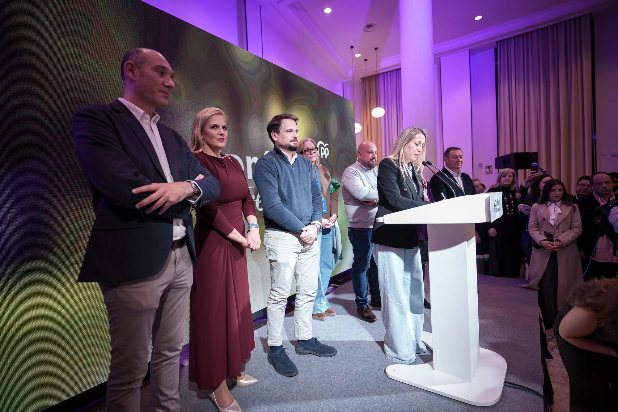 FOTOGALERÍA | María Guardiola gana las elecciones