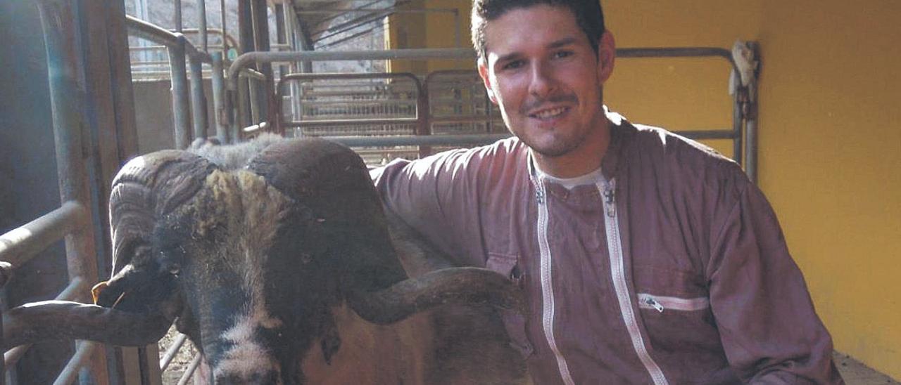 Lorenzo E. Hernández Castellano en la Facultad de Veterinaria de la ULPGC. | | LP/DLP