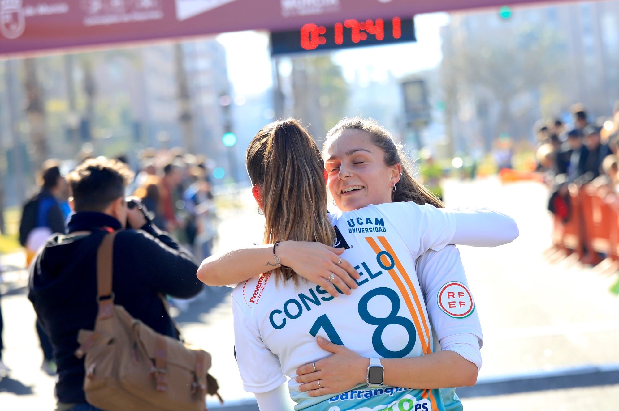 La salida y el recorrido de la Carrera de la Mujer 'inmortalizados' en imágenes