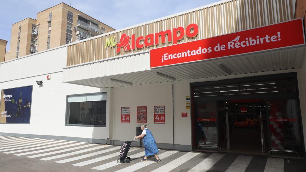 Un supermercado de Alcampo en Zaragoza