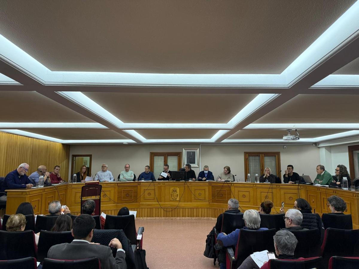 Pleno del Ayuntamiento de Chiva.