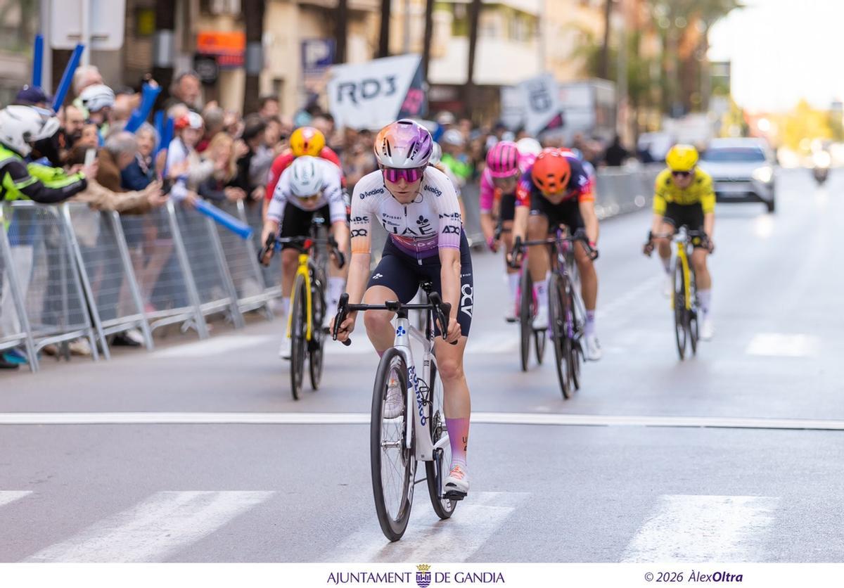 Gandia acoge la primera etapa de la Setmana Ciclista Internacional-Volta Femenina de la Comunitat Valenciana