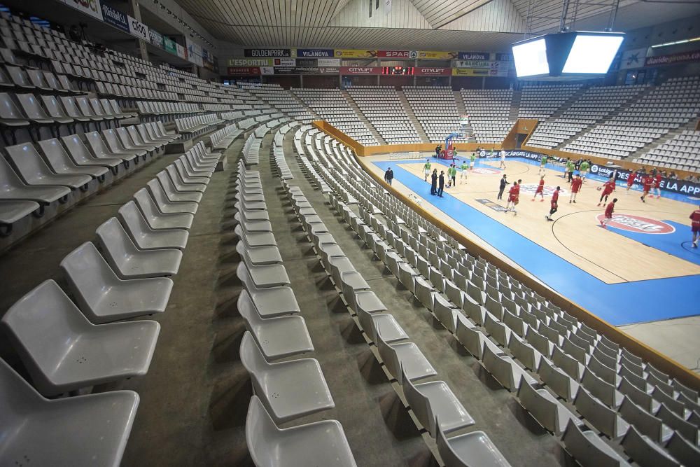 EN FOTOS | Bàsquet Girona - Tau Castelló