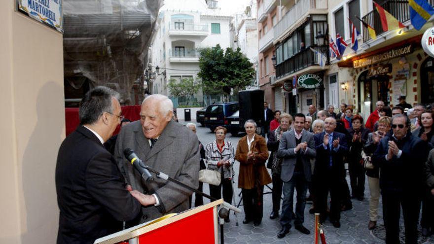 Pérez Martorell el día de la inauguración de la calle que lleva su nombre