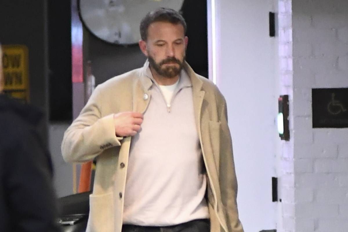 El actor estaría "luchando con sus demonios del pasado", mientras que supera su reciente divorcio