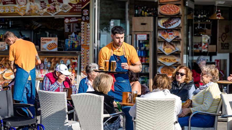 La provincia bate récords con 832.000 ocupados tras esquivar la caída del empleo