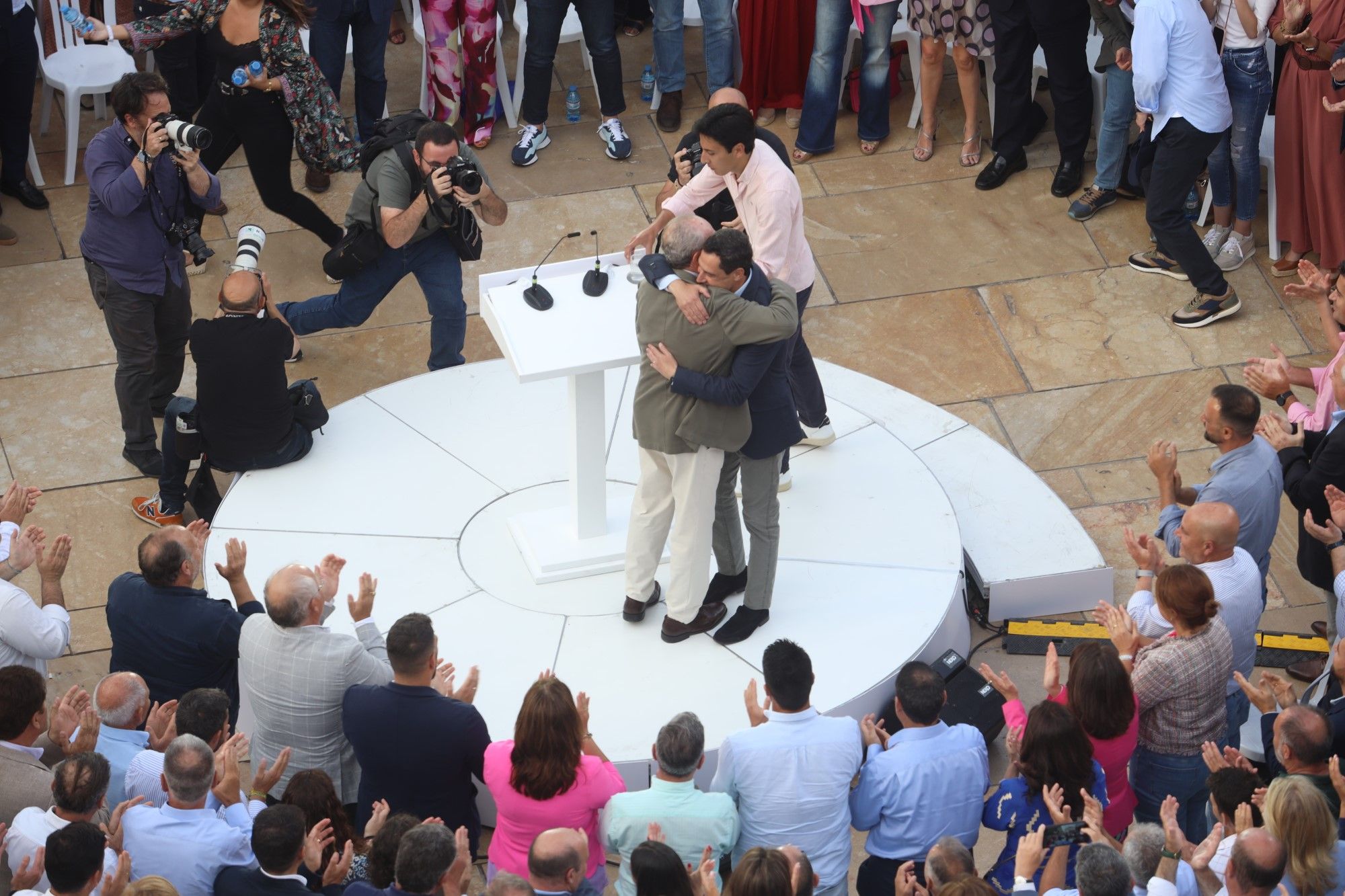 Feijóo y Moreno en Málaga para arropar a De la Torre y otros 102 candidatos a alcalde del PP en la provincia