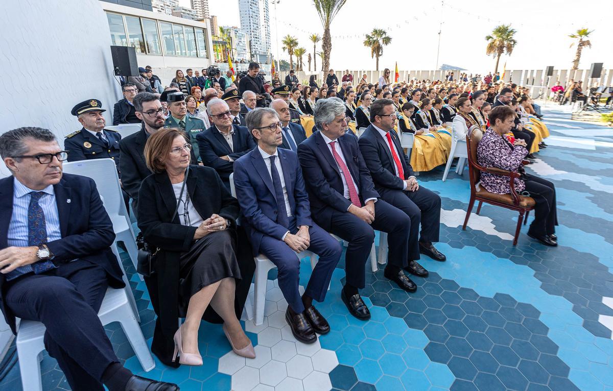 Mazón celebra el Día de la Constitución en Benidorm