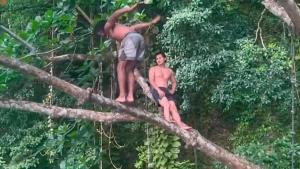 ?El Kound ms salvaje! As se divierte el defensa azulgrana en Jamaica