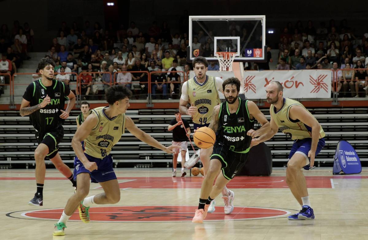 Asturias disfruta de Ricky Rubio en la victoria del Obradoiro ante el Joventut Asturias disfruta de Ricky Rubio en la victoria del Obradoiro ante el Joventut