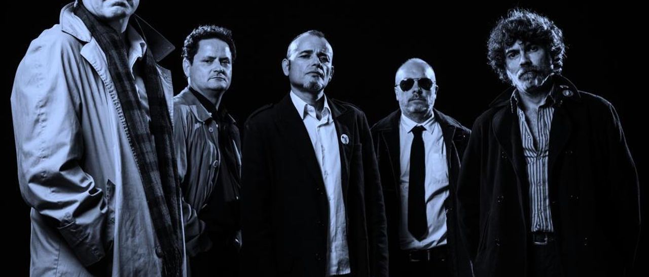 El grup Siniestro Total serà l'encarregat d'obrir esta quarta edició del Festival. El grup Siniestro Total serà l'encarregat d'obrir esta quarta edició del Festival.