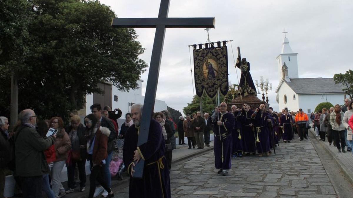 Una edición anterior de la procesión de bajada de las imágenes. | A. M. S.