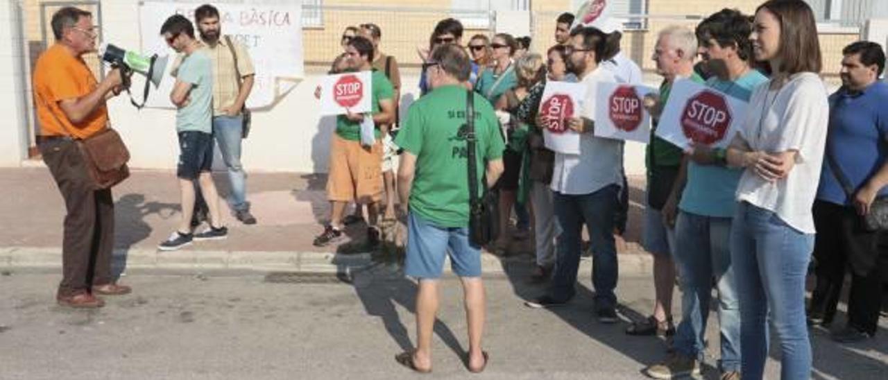 Gandia pide mayor implicación a los jueces para acabar con los desahucios