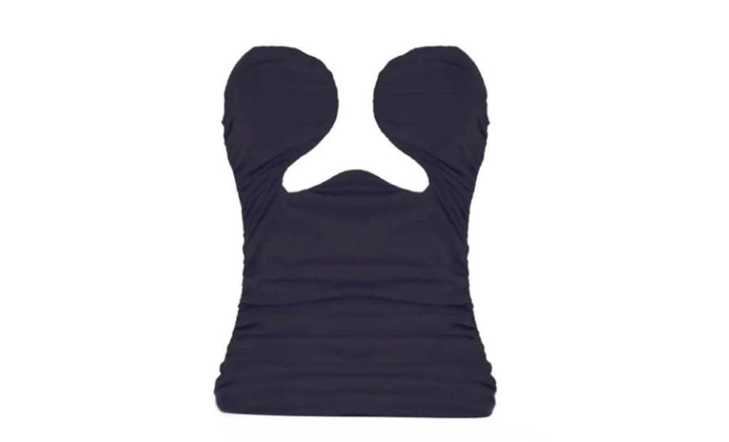 Top con escote corazón (Precio: 49 euros)