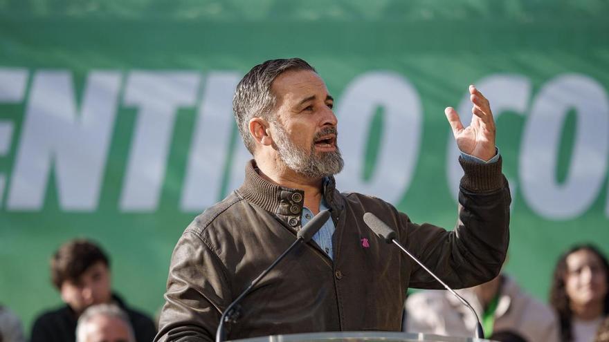 Santiago Abascal cita a los medios en María Pita y Galiza Nova llama a una "resposta antifascista" media hora antes del acto en A Coruña