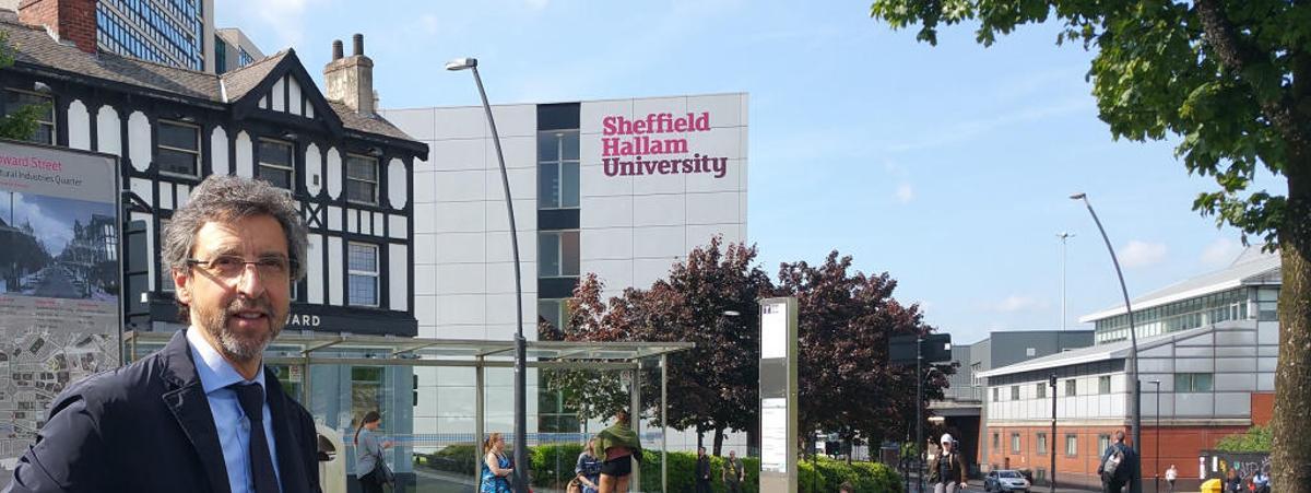 Jaime Torres en la Universidad Sheffield Hallam.