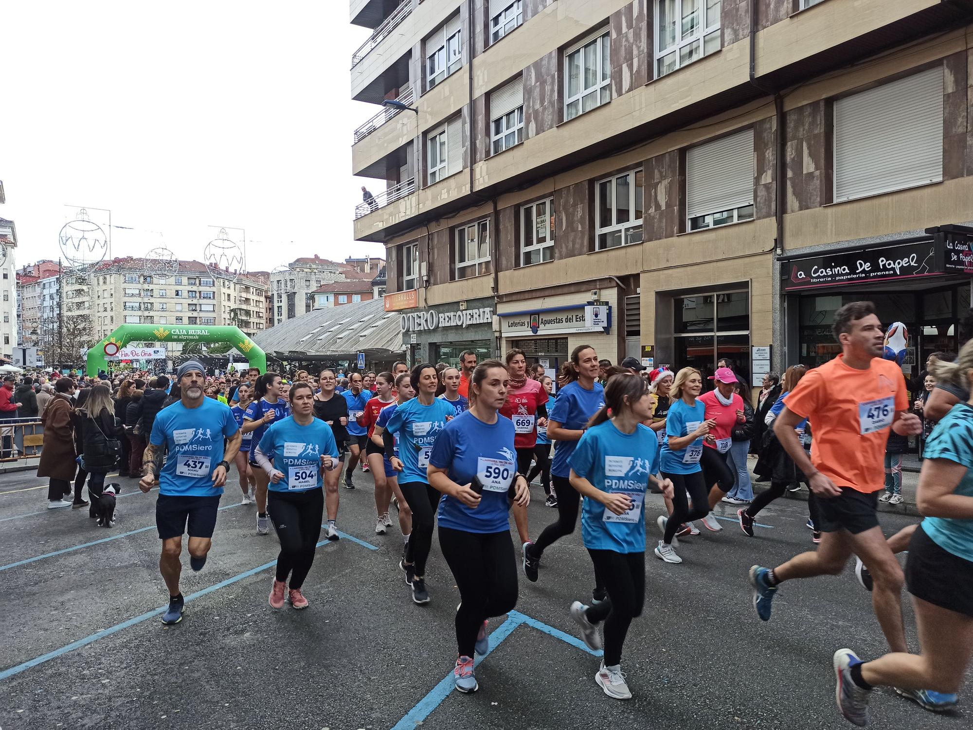 Casi 1.500 participantes disputan la carrera de Fin de Año de Pola de Siero