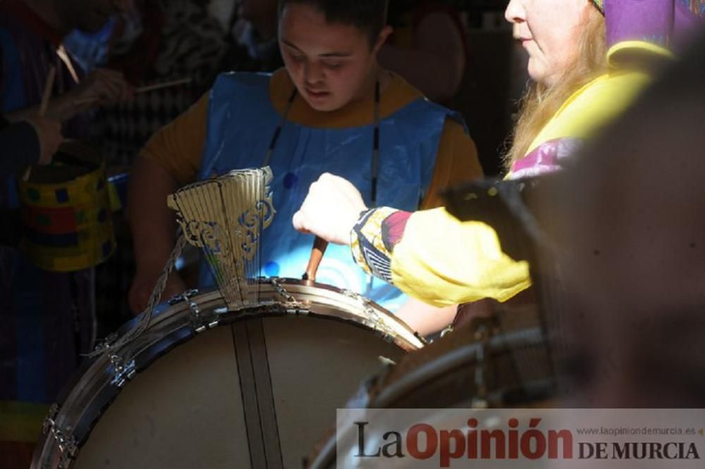 Los tambores de Moratalla llegan al colegio Primitiva López